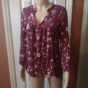 Belle Du Jour woman's size XS long sleeve blouse shirt top floral